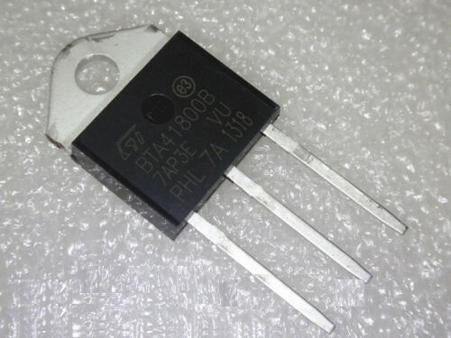 10 x Regulador de Tensão 7824 24V